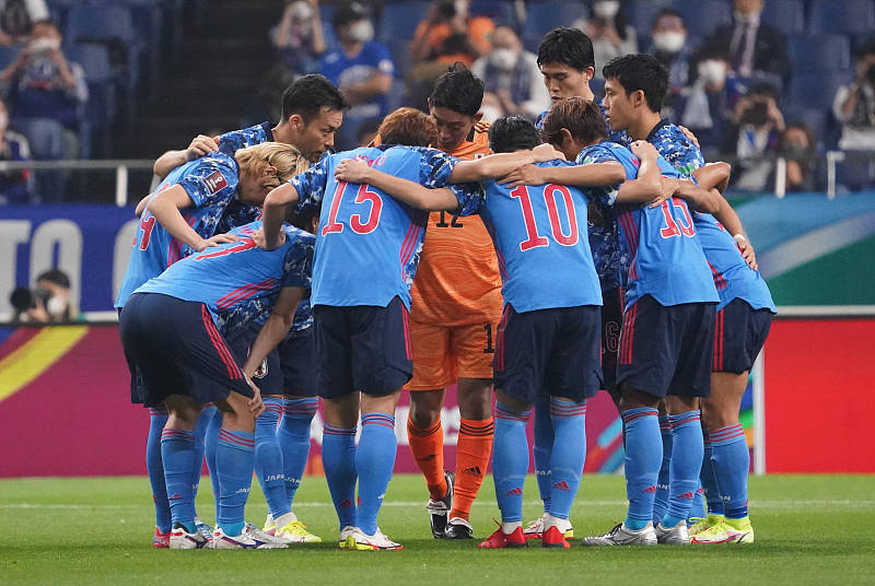 世预赛今晚再迎强敌,圣安东尼奥马刺火线驰援,主帅态度:赛场秩序良好,团队化学反应显著 世预赛今晚再迎强敌,圣安东尼奥马刺火线驰援,主帅态度:赛场秩序良好,团队化学反应显著