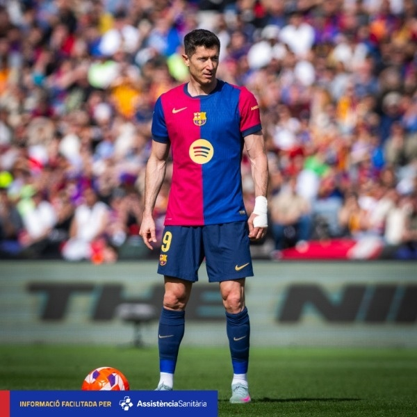 熊猫体育-包含莱万多夫斯基迎来五赛季高光表现，巴塞罗那球迷沸腾！的词条